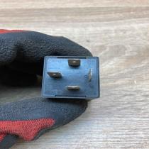 4D0907131   Other relay Audi A4 S4 B5 8D