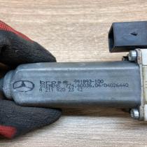 A2118202342   Rear door window regulator motor Mercedes-Benz E W211