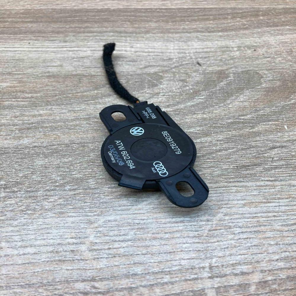 8E0919279  With Plug Parking PDC sensor speaker Audi Q7 4L