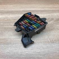 8D2941824   Fuse module Audi A6 S6 C5 4B