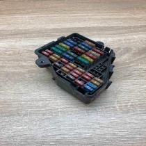 8D2941824   Fuse module Audi A6 S6 C5 4B