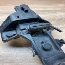 1T0945257A  LI Tail light bulb cover holder Volkswagen Touran I