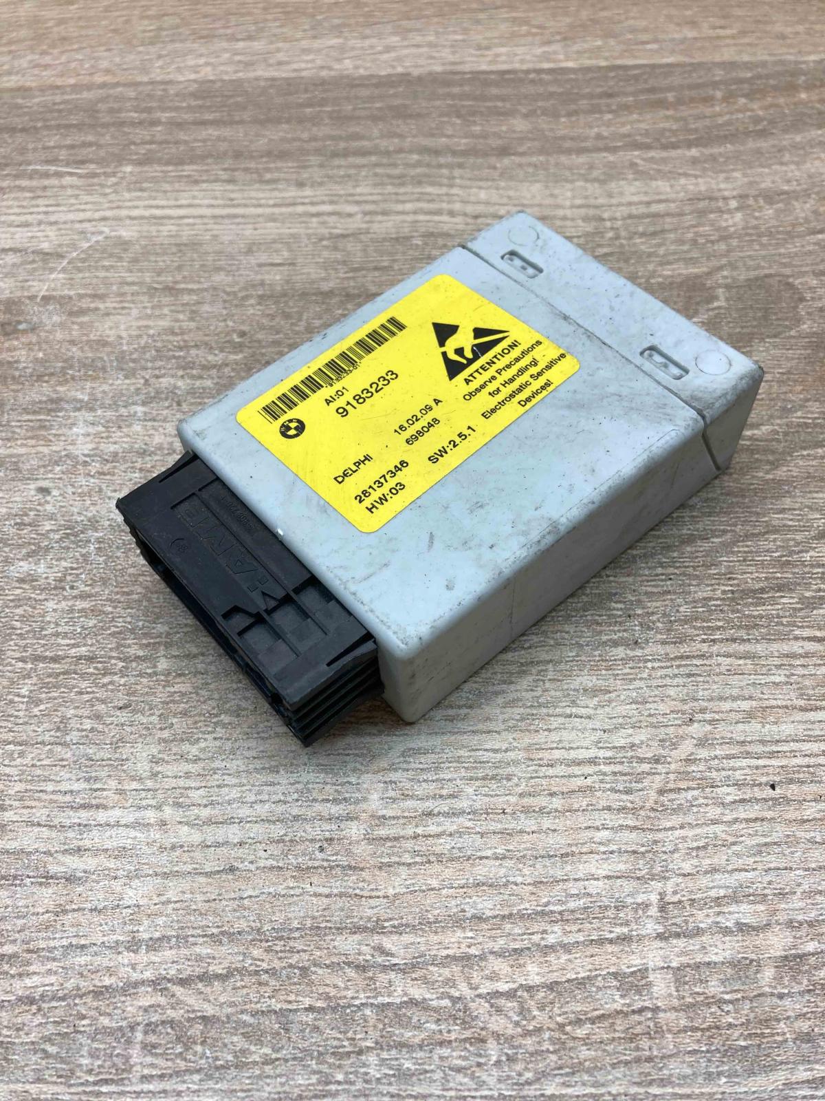 9183233 28137346  Center console control module BMW 5 E60 E61