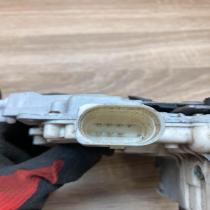 4F1837016   Front door lock Audi A3 S3 8P