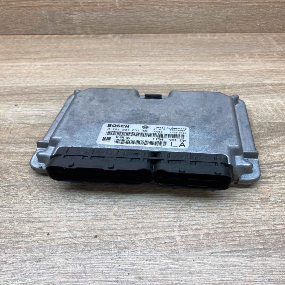 0281001633 90508986  Engine control unit/module ECU Opel Vectra B