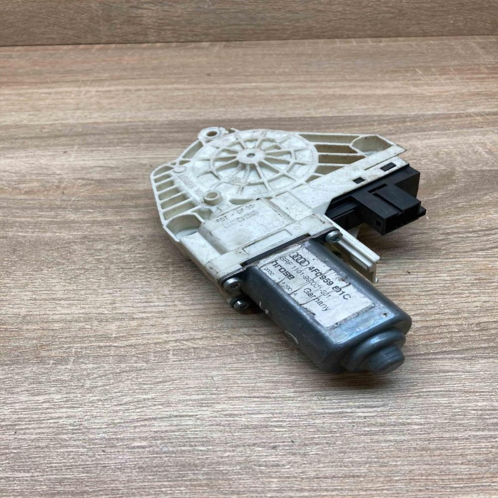 4F0959801C   Rear door window regulator motor Audi A6 S6 C6 4F