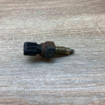 020945415A   Reversing light switch sensor Volkswagen Golf II