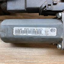 5M0839402D 1K0959794AA  Rear door window regulator motor Volkswagen Golf Plus