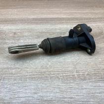 8E1721401   Clutch master cylinder Audi A6 S6 C5 4B
