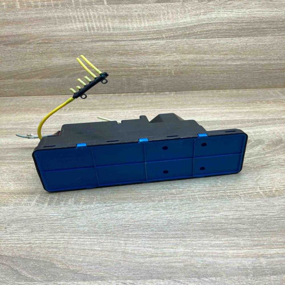 2108000648   Central locking vacuum pump Mercedes-Benz E W210