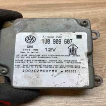 1J0909607 5WK4199  Airbag control unit/module Volkswagen PASSAT B5