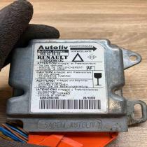 7700429613C 550629600 With Plug Airbag control unit/module Renault Laguna I