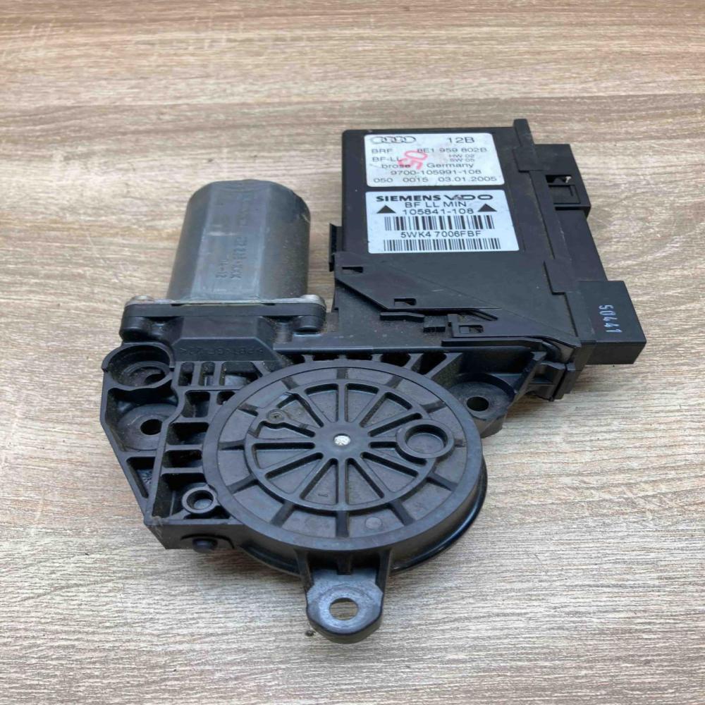 8E1959802B 5WK47006FBF  Front door window regulator motor Audi A4 S4 B6 8E 8H