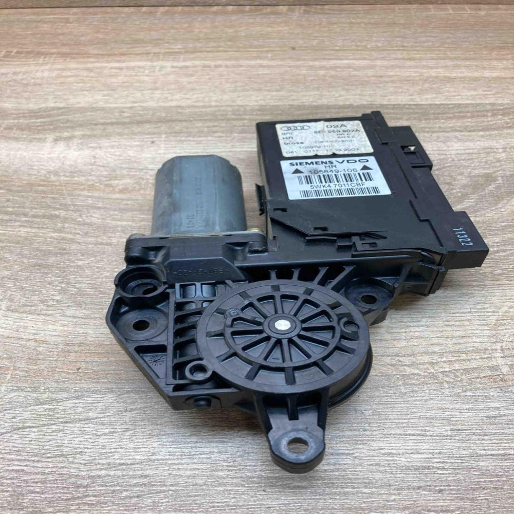 8E0959802A 5WK47011CBF  Rear door window regulator motor Audi A4 S4 B6 8E 8H