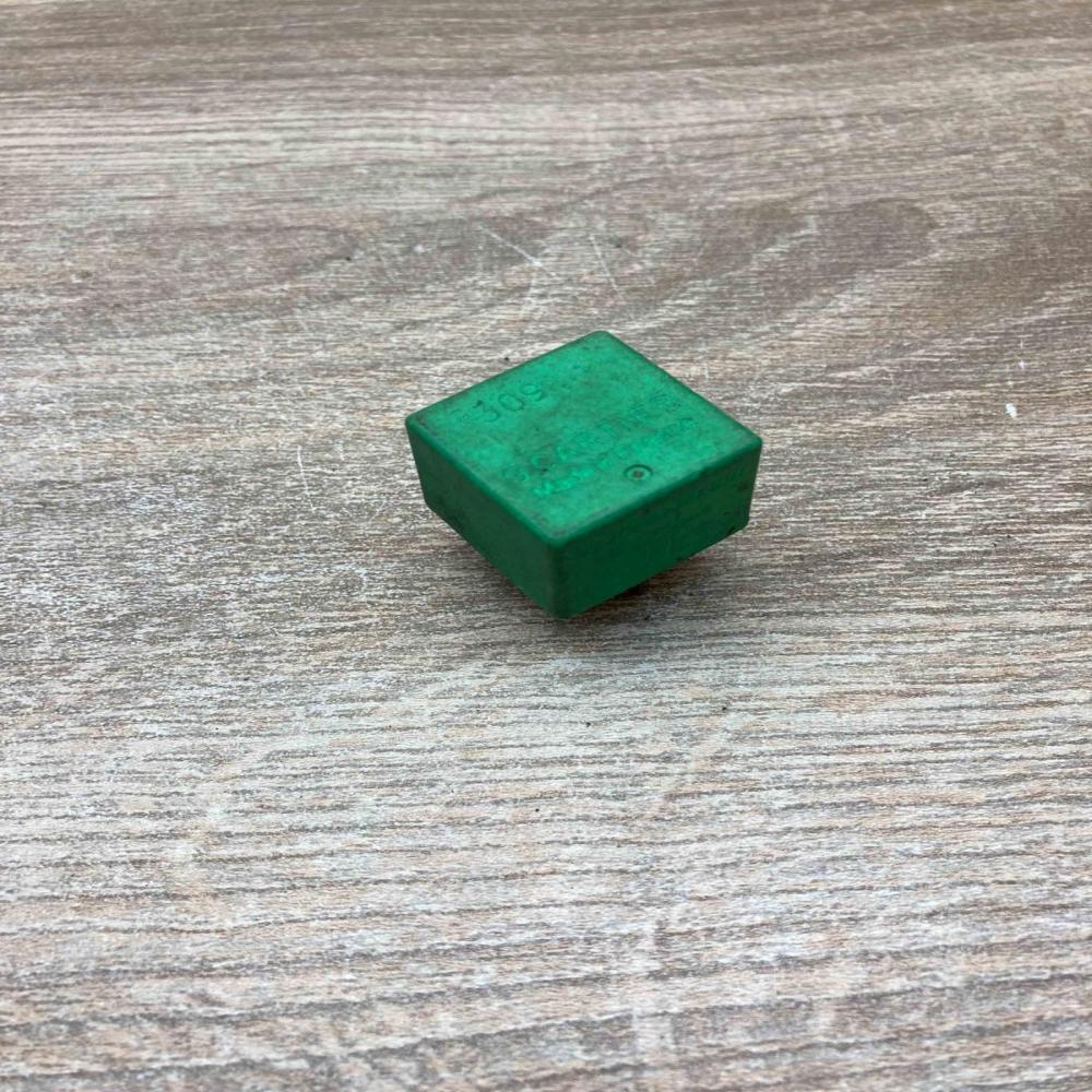 3091 12 25A03601  Other relay Peugeot 306