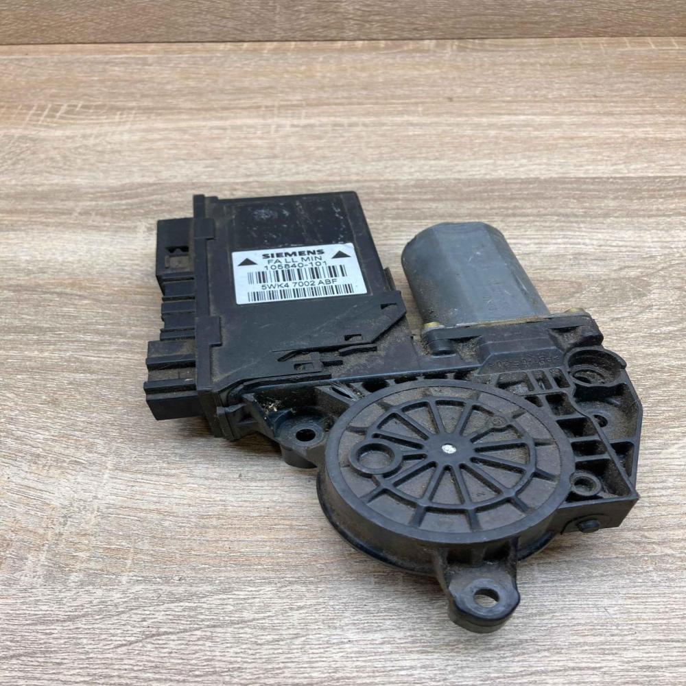 5Wk47002ABF   Front door window regulator motor Audi A4 S4 B6 8E 8H