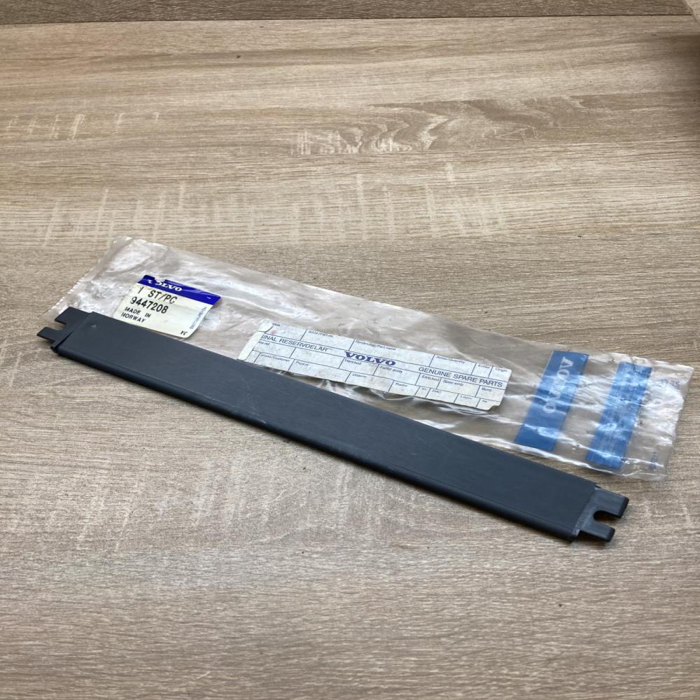 9447208   Other trunk/boot trim element Volvo S90, V90