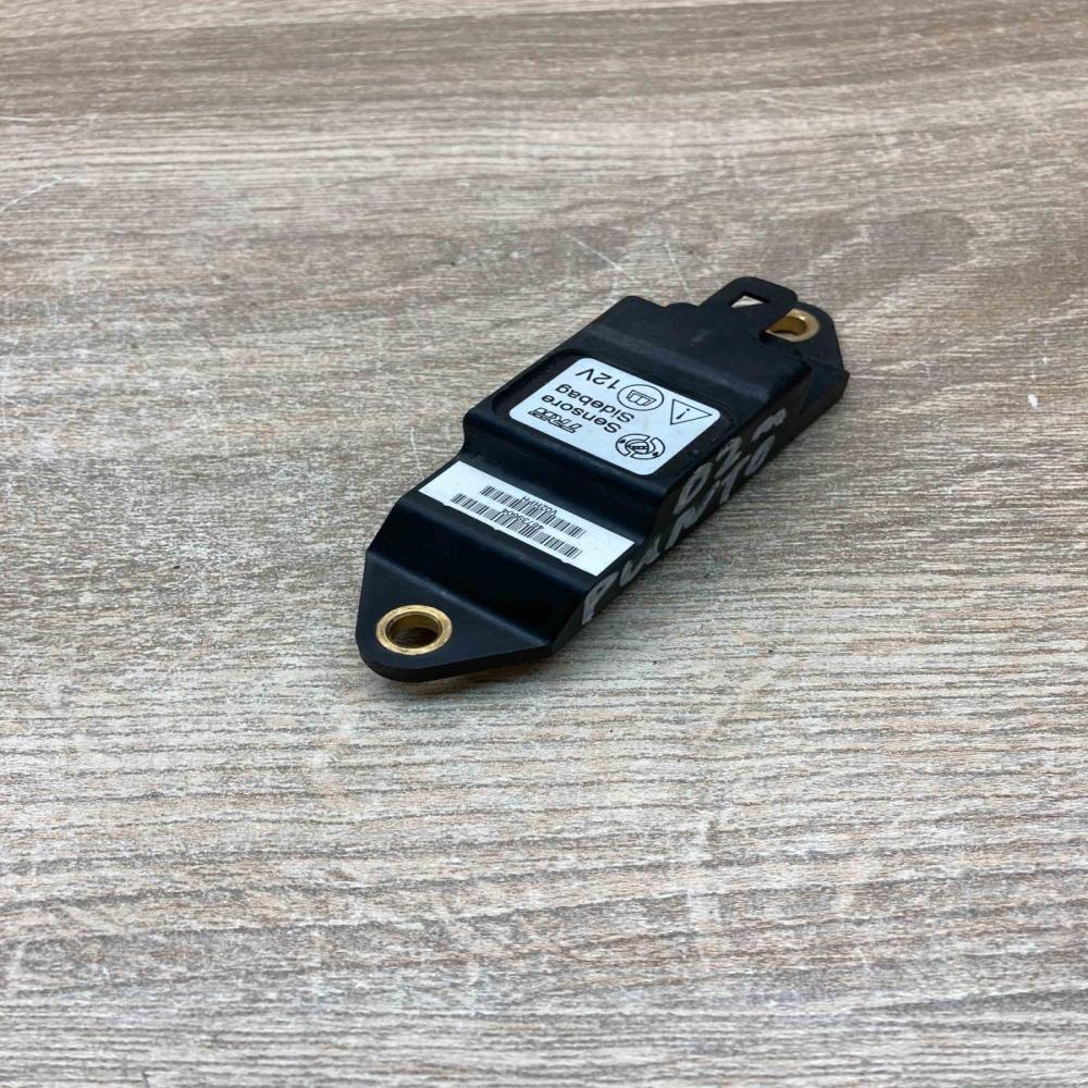 46739604   Airbag deployment crash/impact sensor Fiat Punto (188)