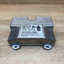 13367444 327963935  Airbag control unit/module Opel Zafira B