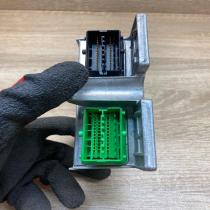 13367444 327963935  Airbag control unit/module Opel Zafira B