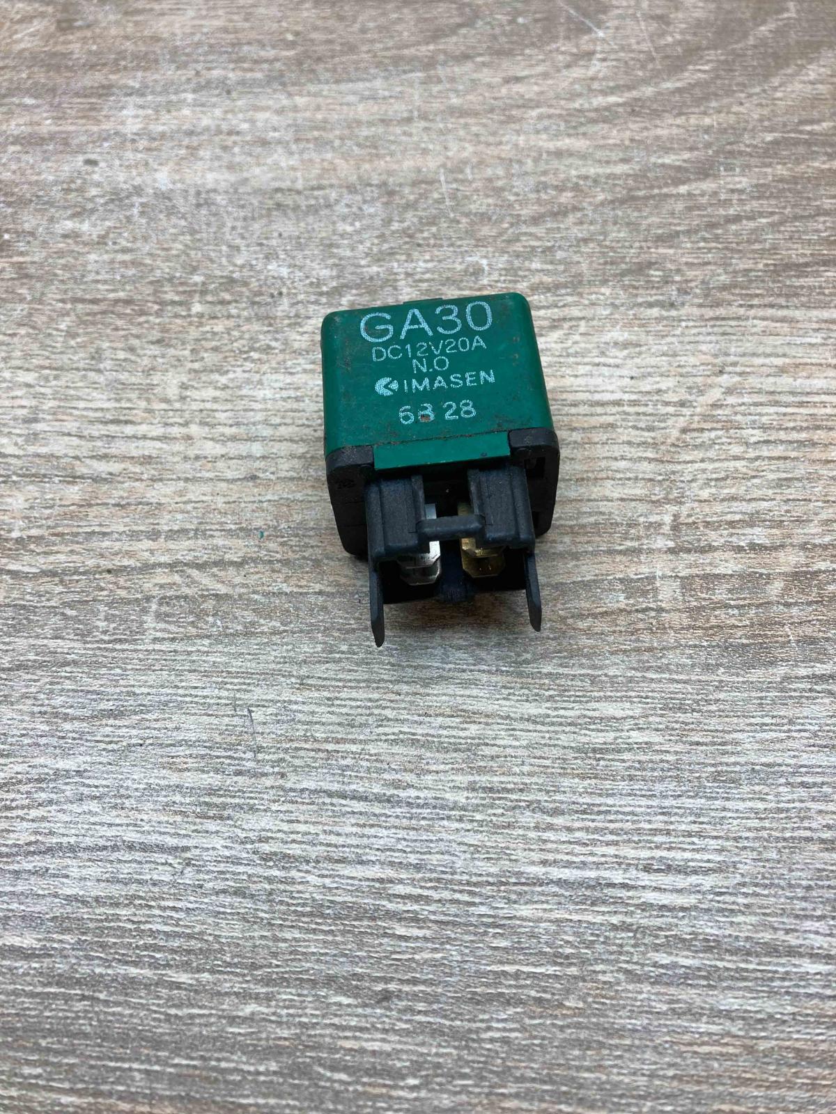 GA30 DC12V20A 6B28 Other relay Mazda 626