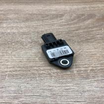 60697805   Airbag deployment crash/impact sensor Alfa Romeo 159