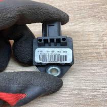 60697805   Airbag deployment crash/impact sensor Alfa Romeo 159