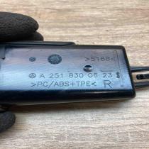 A2518300623   Other interior part Mercedes-Benz R W251