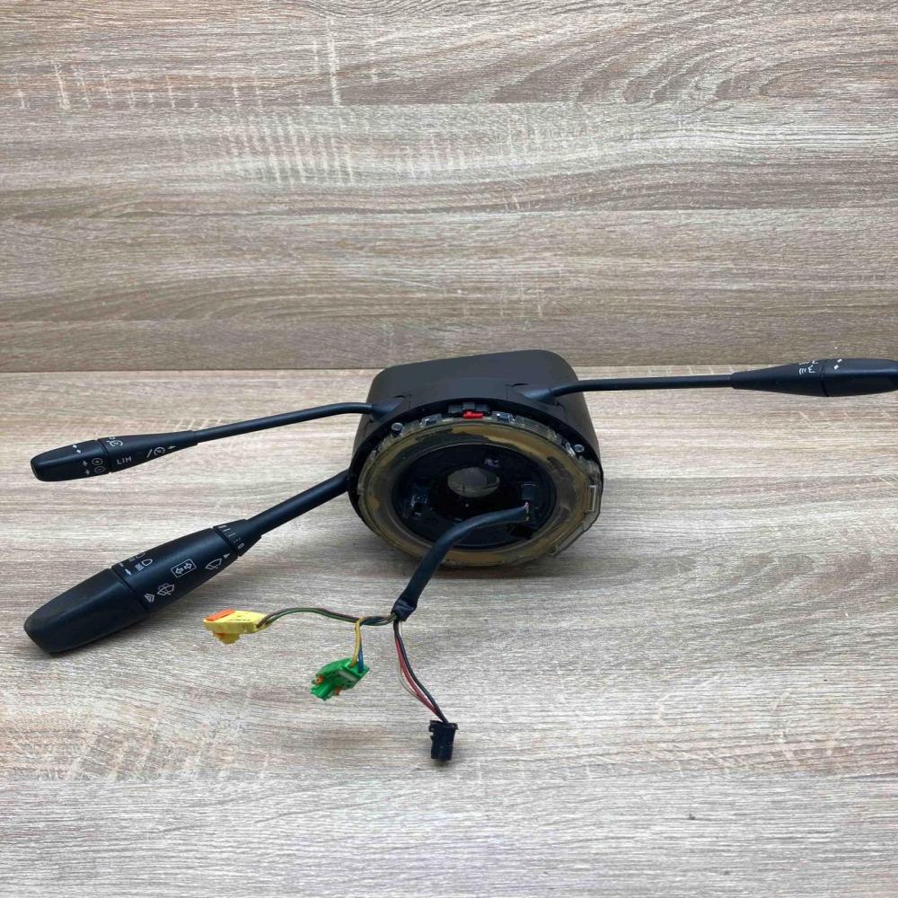 A1714640918 A21154033629051 Schwarz Wiper turn signal indicator stalk/switch Mer