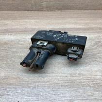 1H0919506A   Coolant fan relay Volkswagen Golf III