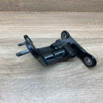 A046572   Front door upper hinge Mercedes-Benz C W205