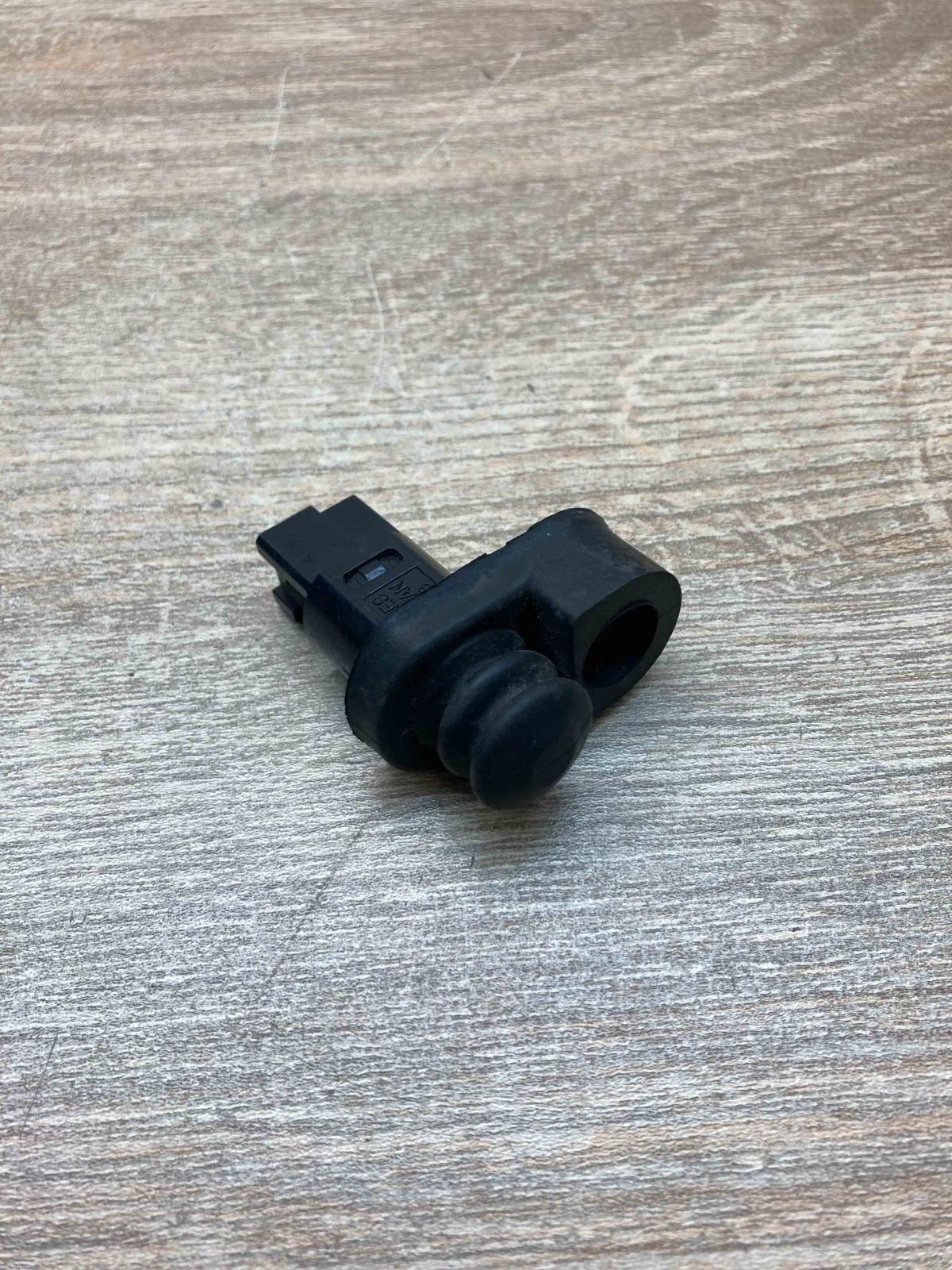 Subaru Legacy Door Sensor   Front door sensor Subaru Legacy