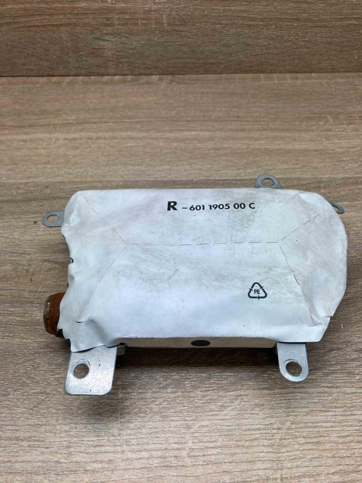 7034058 601190500C Right Front door airbag BMW 5 E60 E61