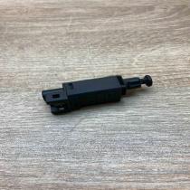 191945515B   Brake pedal sensor switch Audi A3 S3 8L