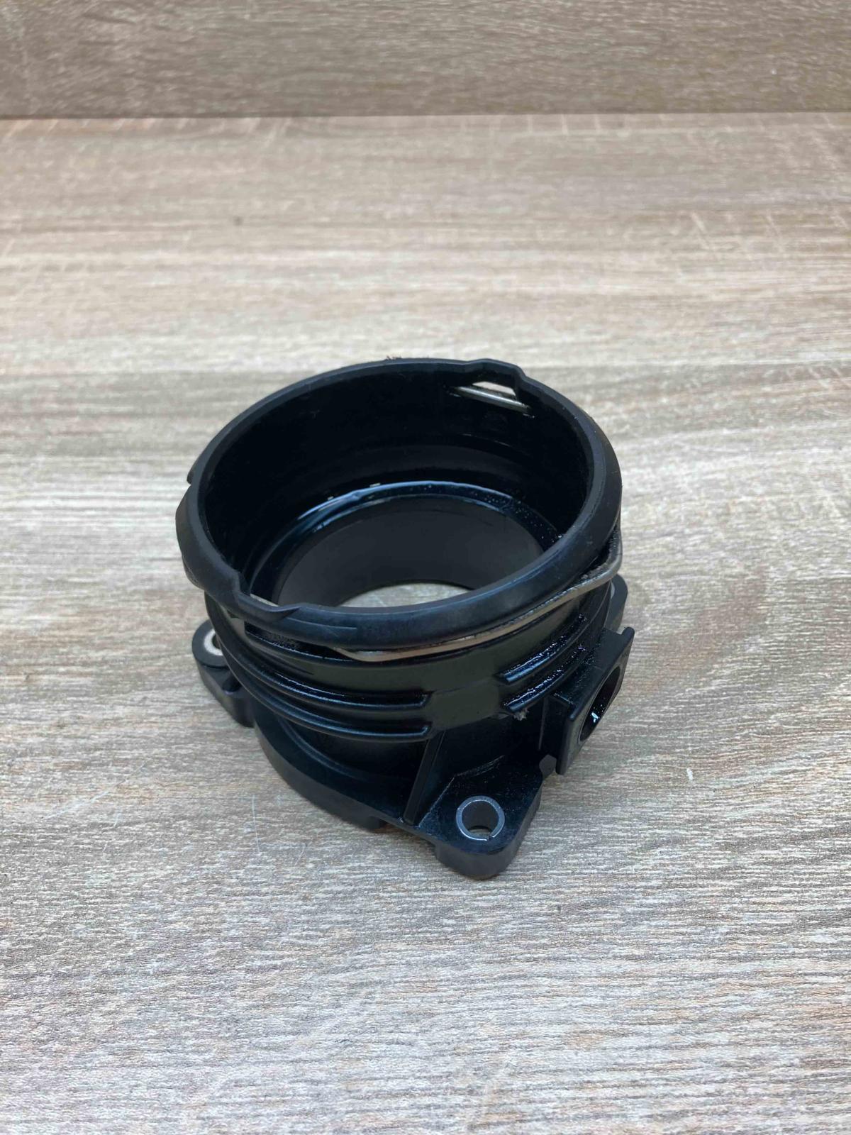 A6420900144   Air intake duct part Mercedes-Benz ML W164