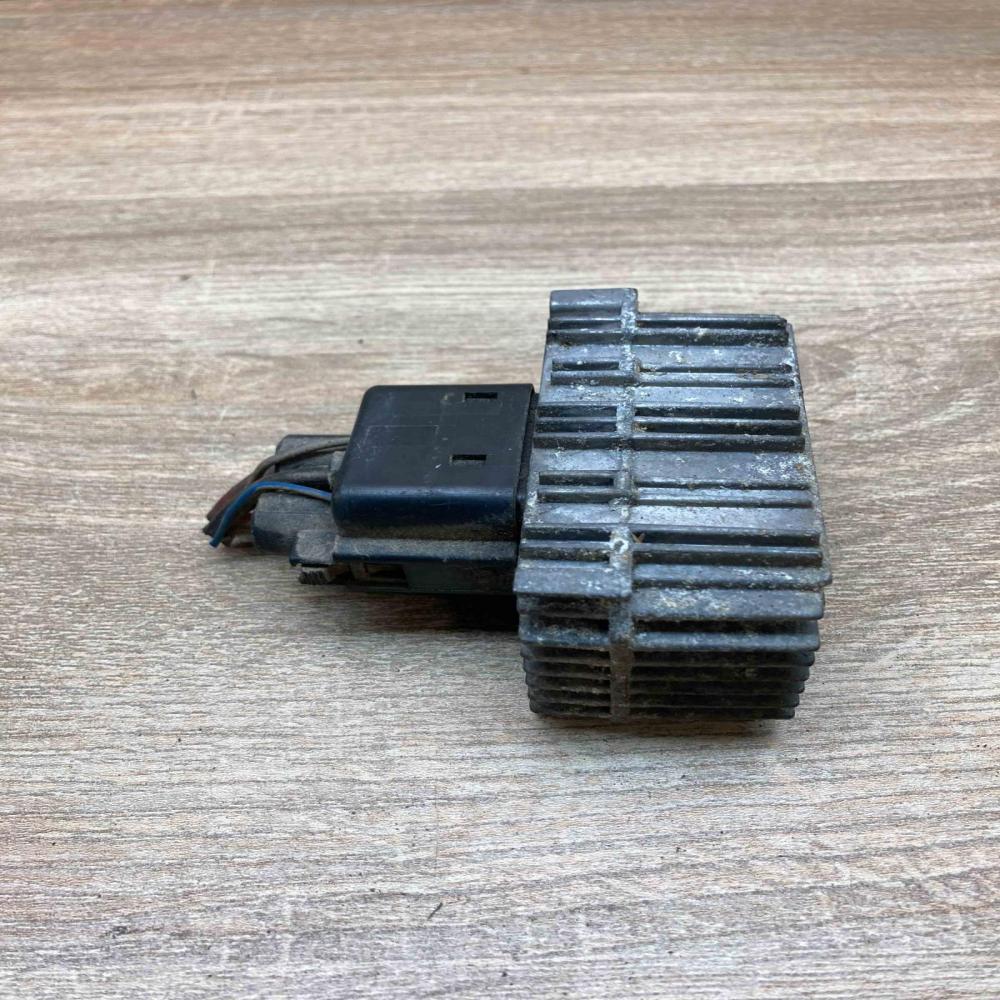55354141  With Plug Glow plug pre-heat relay Opel Vectra C