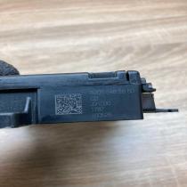 A2055402850   Battery relay fuse Mercedes-Benz C W205