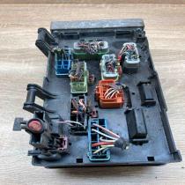 04727080AD   Fuse module Chrysler Voyager