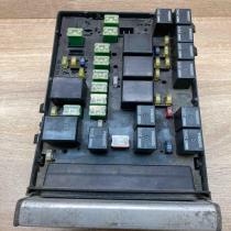 04869000AJ   Fuse module Chrysler Voyager