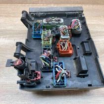04869000AJ   Fuse module Chrysler Voyager