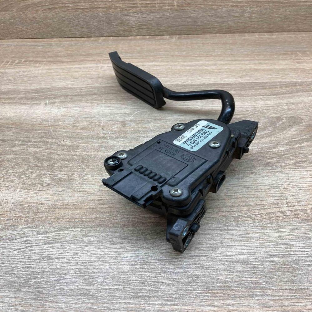 7M3721603D YM219F836AB  Accelerator throttle pedal Volkswagen Sharan