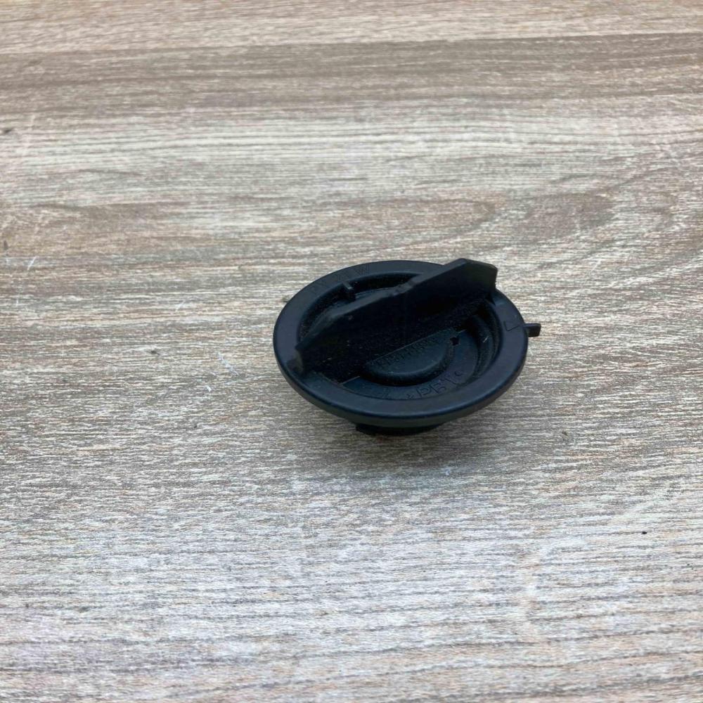 PY21W Light Bulb Socket   Tail light bulb cover holder BMW X3 F25