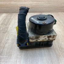 8200159837 C 100960 14253 With Plug ABS Pump Renault Laguna II