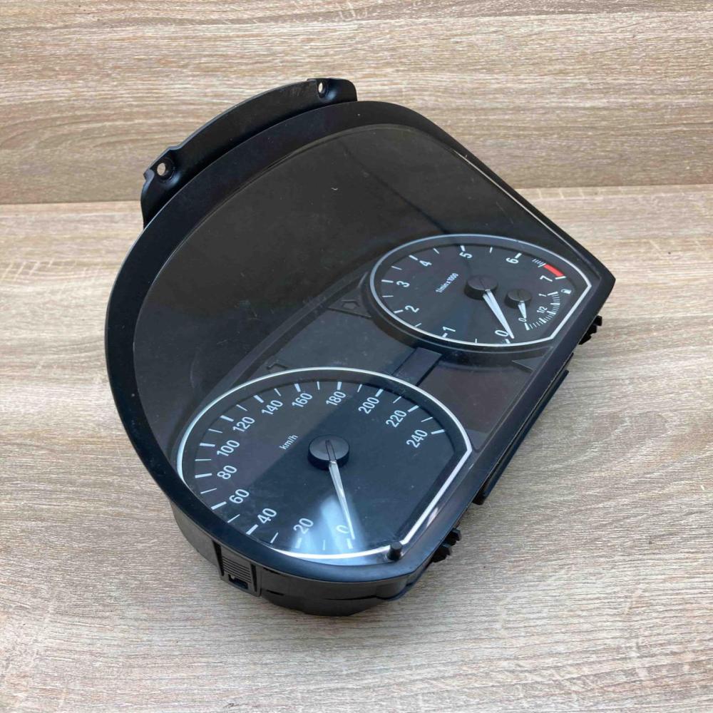 9166813 1024932  Speedometer (instrument cluster) BMW 1 E81 E87