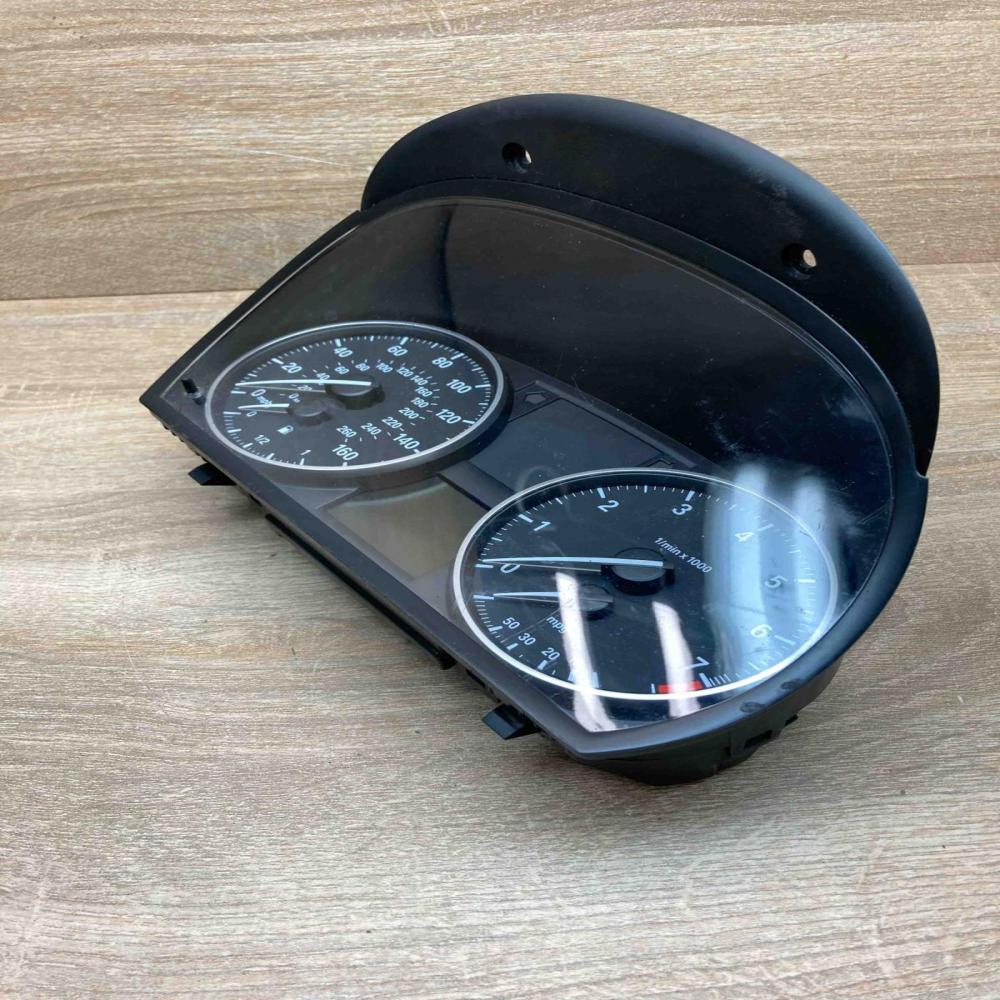 9242343 681222303  Speedometer (instrument cluster) BMW 3 E90 E91