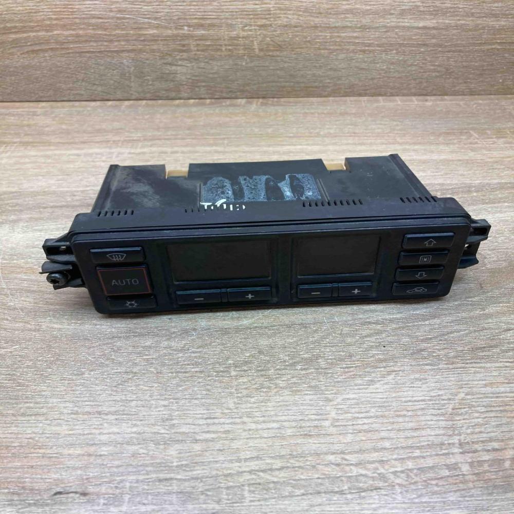 Audi A3   Climate control unit Audi A4 S4 B5 8D