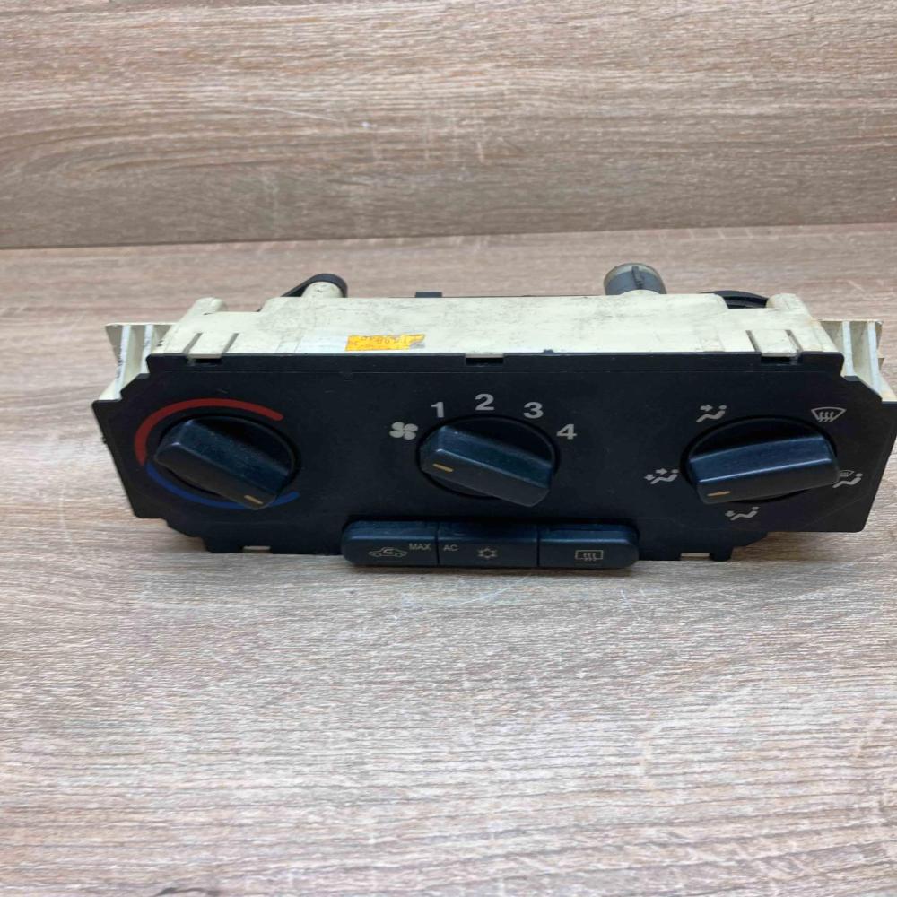 90559840 52475625  Climate control unit Opel Astra G