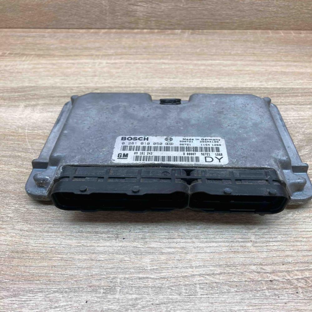 0281010050 09181243  Engine control unit/module ECU Opel Astra G