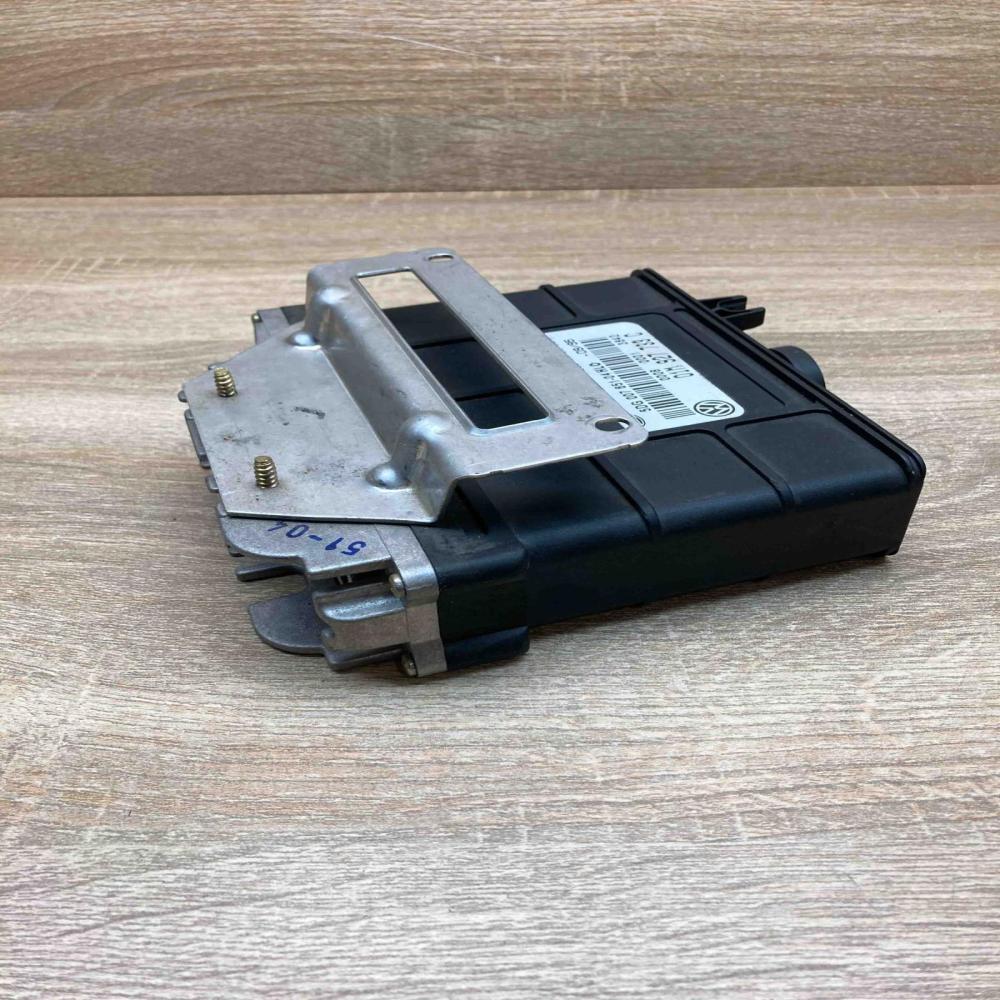 01M927733C   Engine control unit/module ECU Volkswagen Golf III