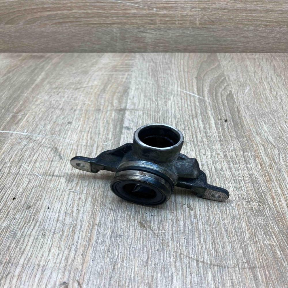 A6420100131 922001005  Other engine part Mercedes-Benz Sprinter W906